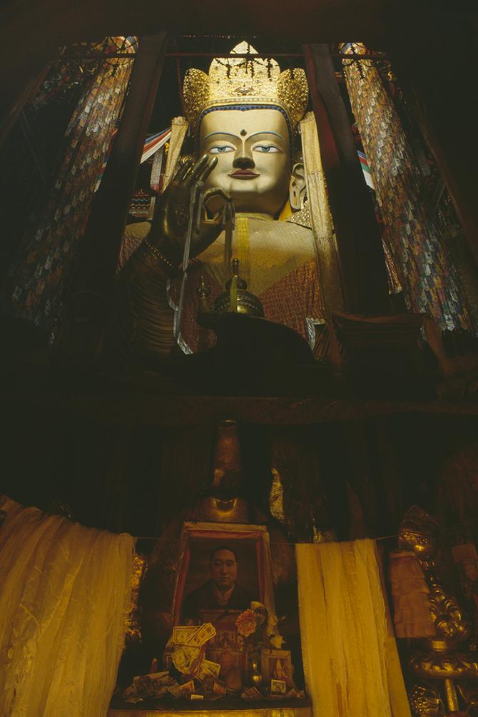 Maitreia Statue in Tashilhunpo, 1993